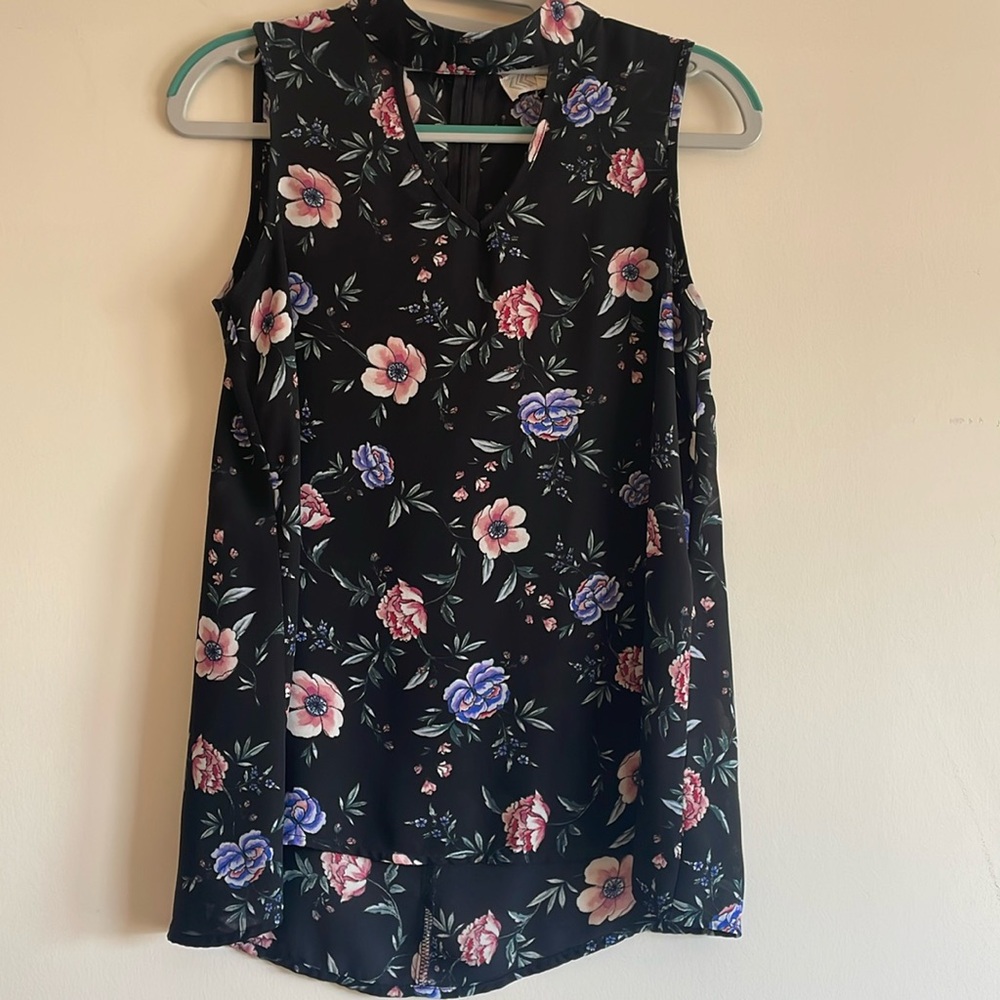 Floral tank blouse
